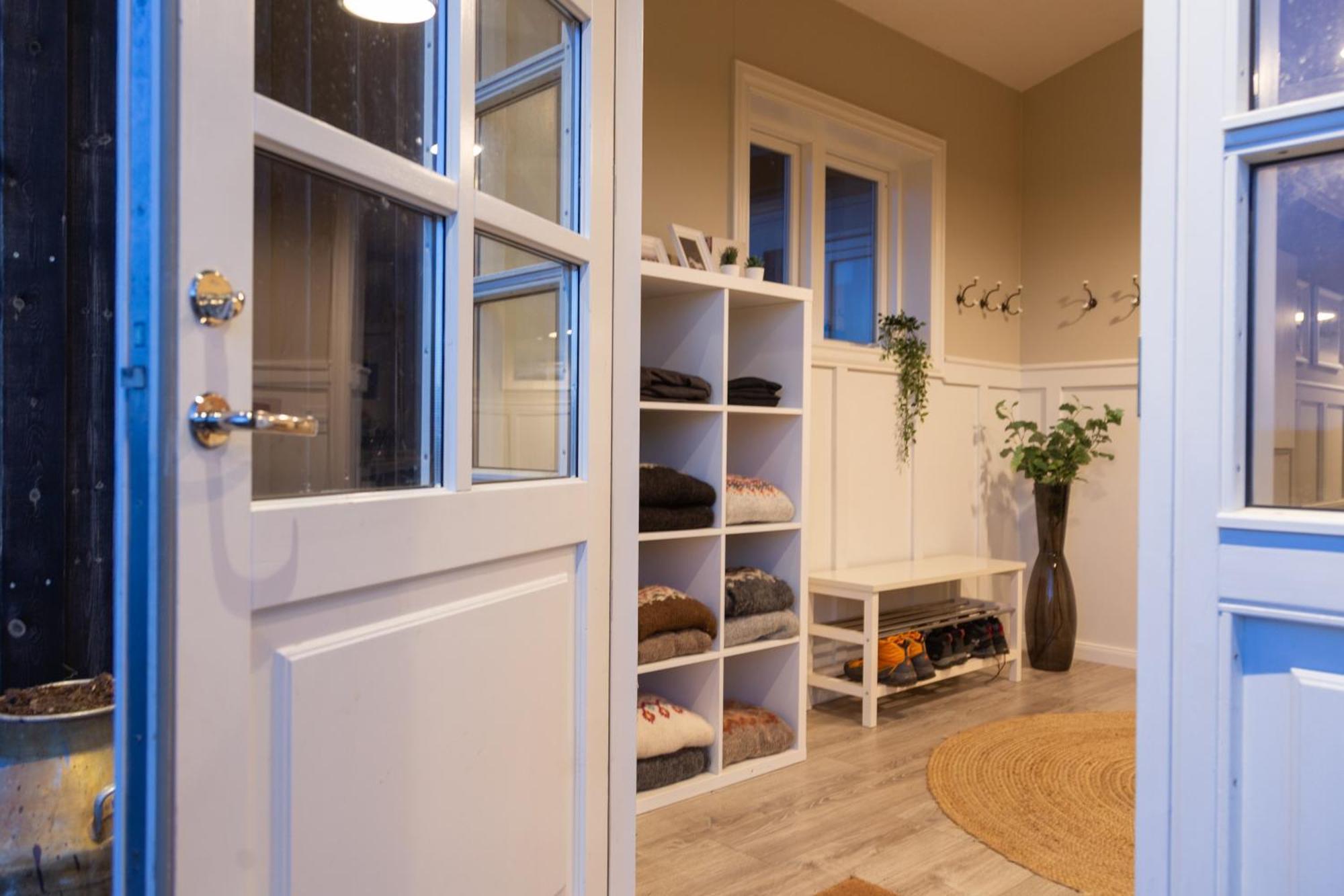Hestaland Guesthouse Horse Farm Stay Statharhus Экстерьер фото