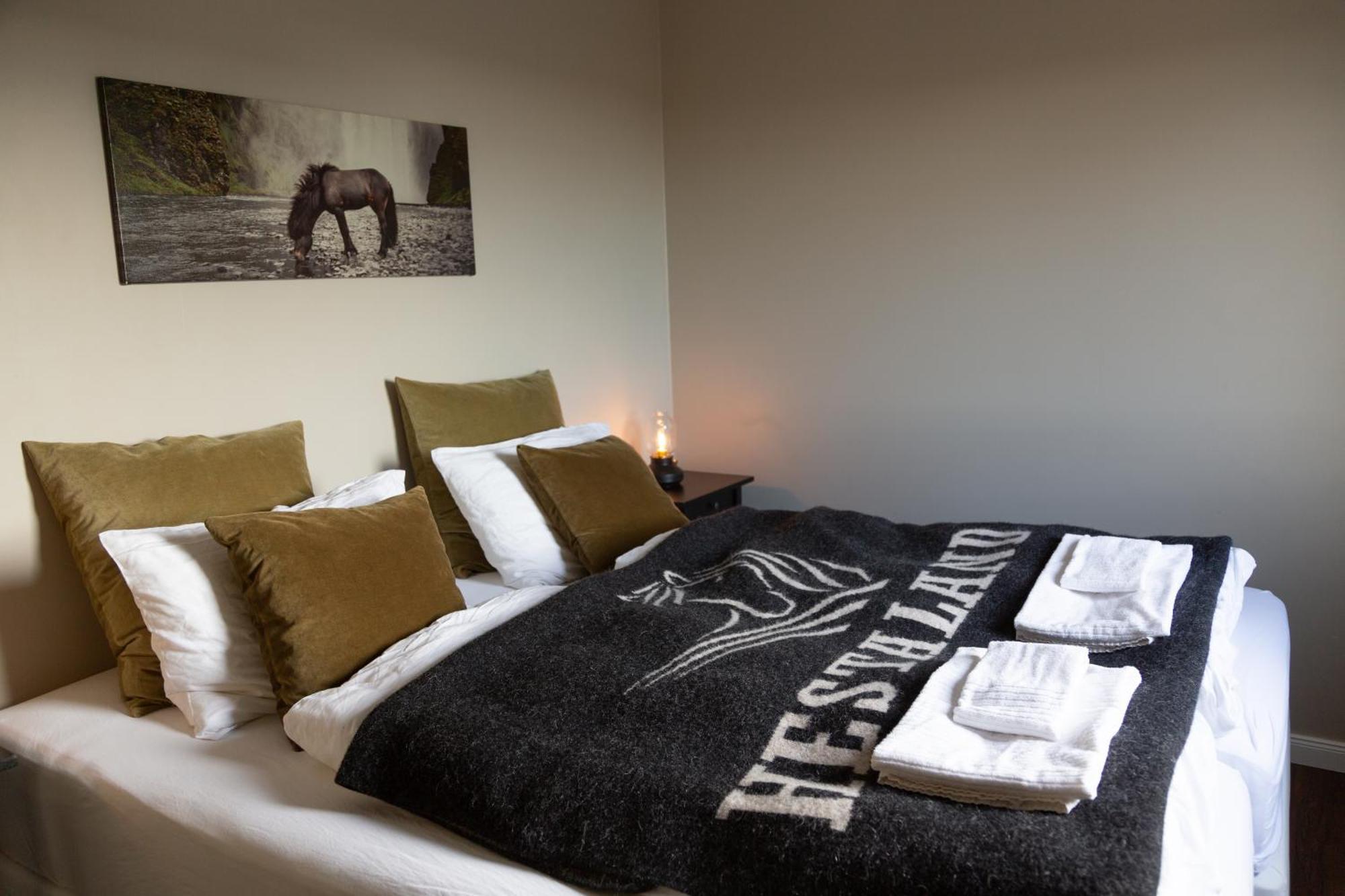 Hestaland Guesthouse Horse Farm Stay Statharhus Экстерьер фото
