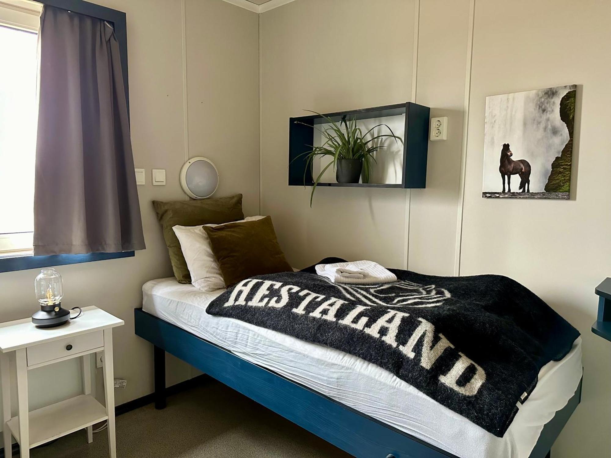 Hestaland Guesthouse Horse Farm Stay Statharhus Экстерьер фото